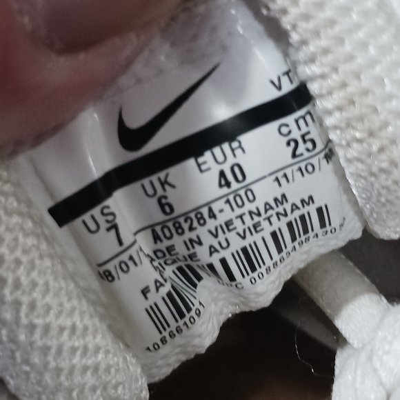 ⚫️  Nike AirMax Deluxe Streetwear/Lifestyle Shoes Size 7 Men/8.5 Women - Picture 5 of 13